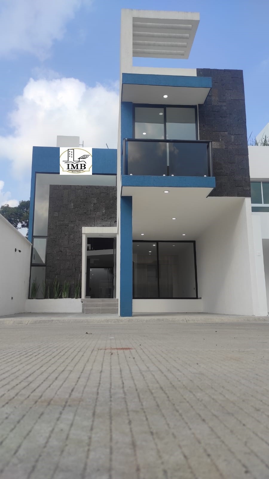 Casa en venta con excelentes acabados, en Fracc. Residencial ubicado en Coatepec, Ver.